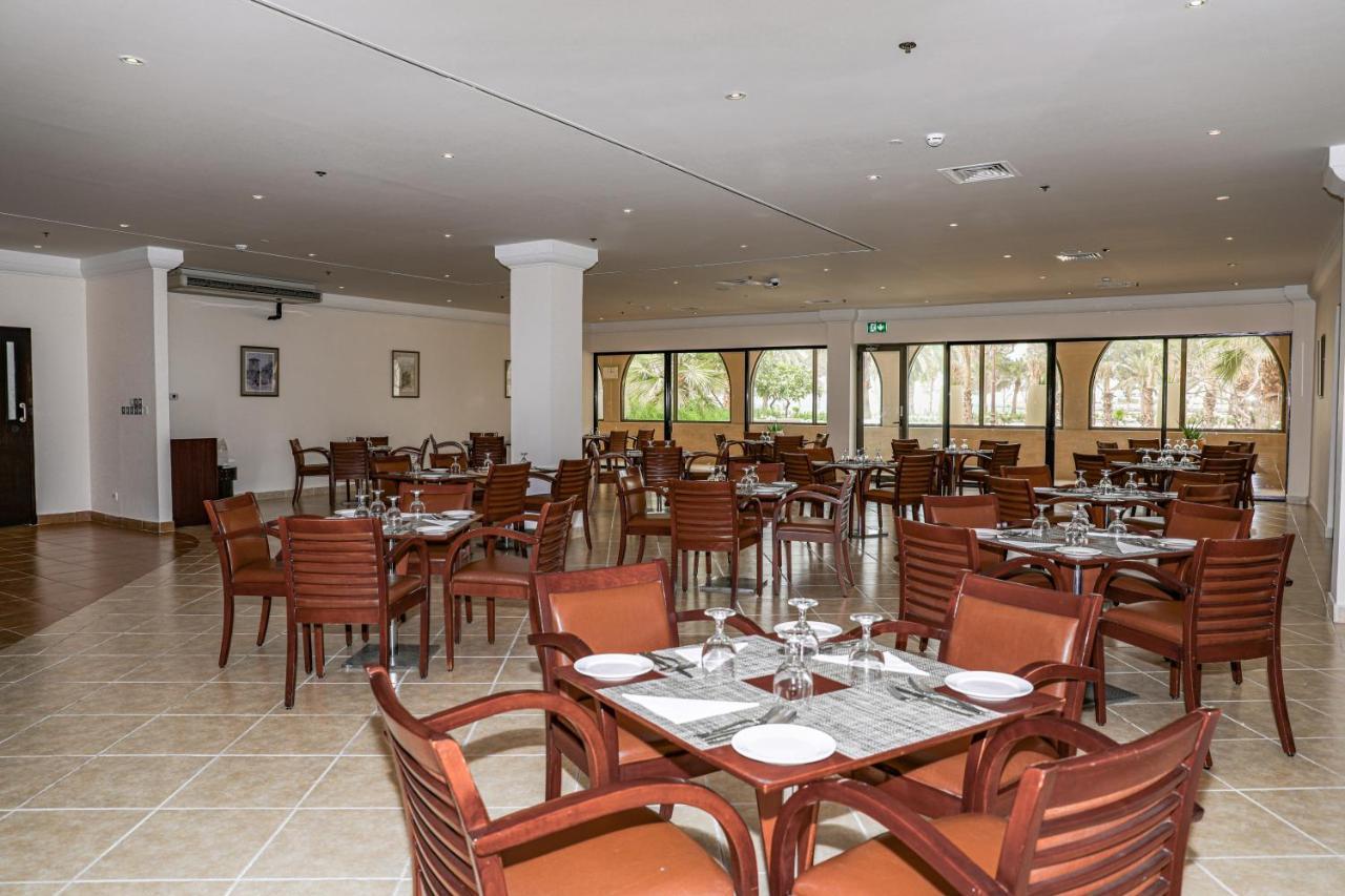 Dhafra Beach Hotel Jebel Dhanna Buitenkant foto