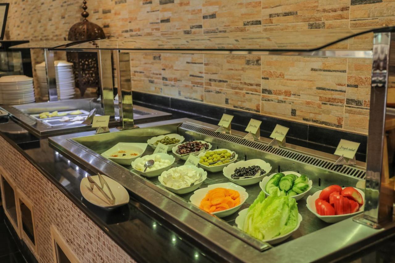 Dhafra Beach Hotel Jebel Dhanna Buitenkant foto
